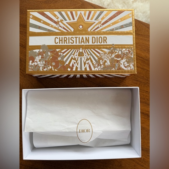 Christian Dior Silver and Black Mirrored Phone Holder. New. Seals intact. GWP - Picture 7 of 10